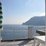 Hotell Porto Roca Monterosso al Mare