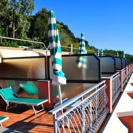 Porto Roca 4*