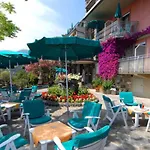 Porto Roca Monterosso al Mare