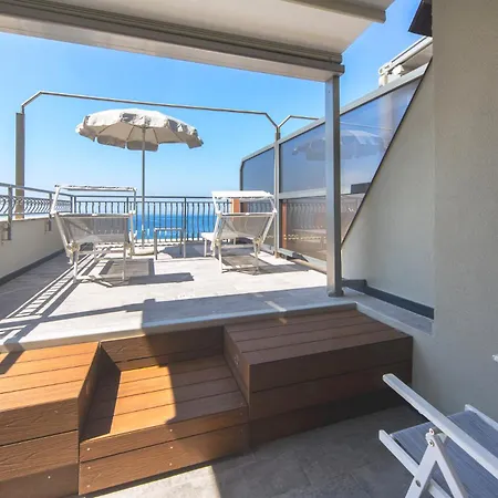 Porto Roca 4* Monterosso al Mare