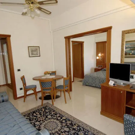 Porto Roca Hotel