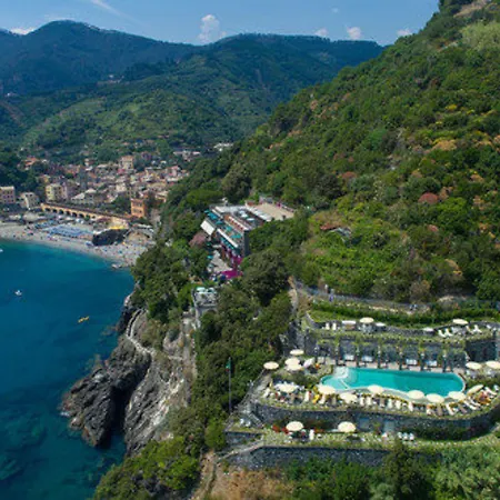 فندق Porto Roca مونتيروسّو ال ماري