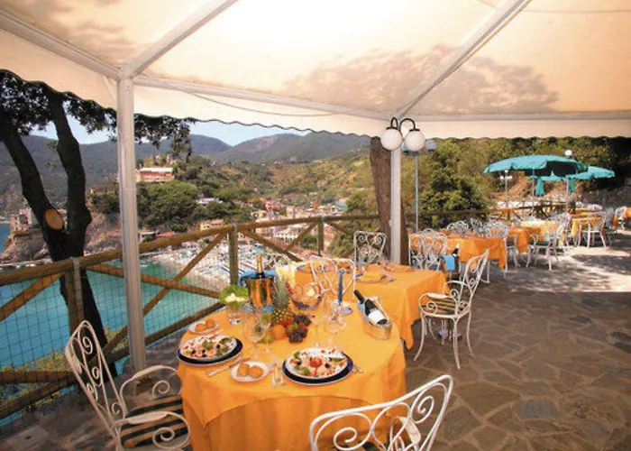 Porto Roca 4* Monterosso al Mare